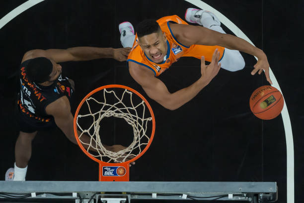 阵容的雄鹿 阵容的雄鹿